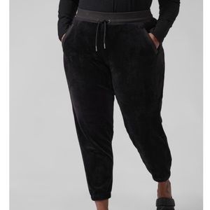 *NWT*Athleta Double Cozy Karma Joggers size 3x Black